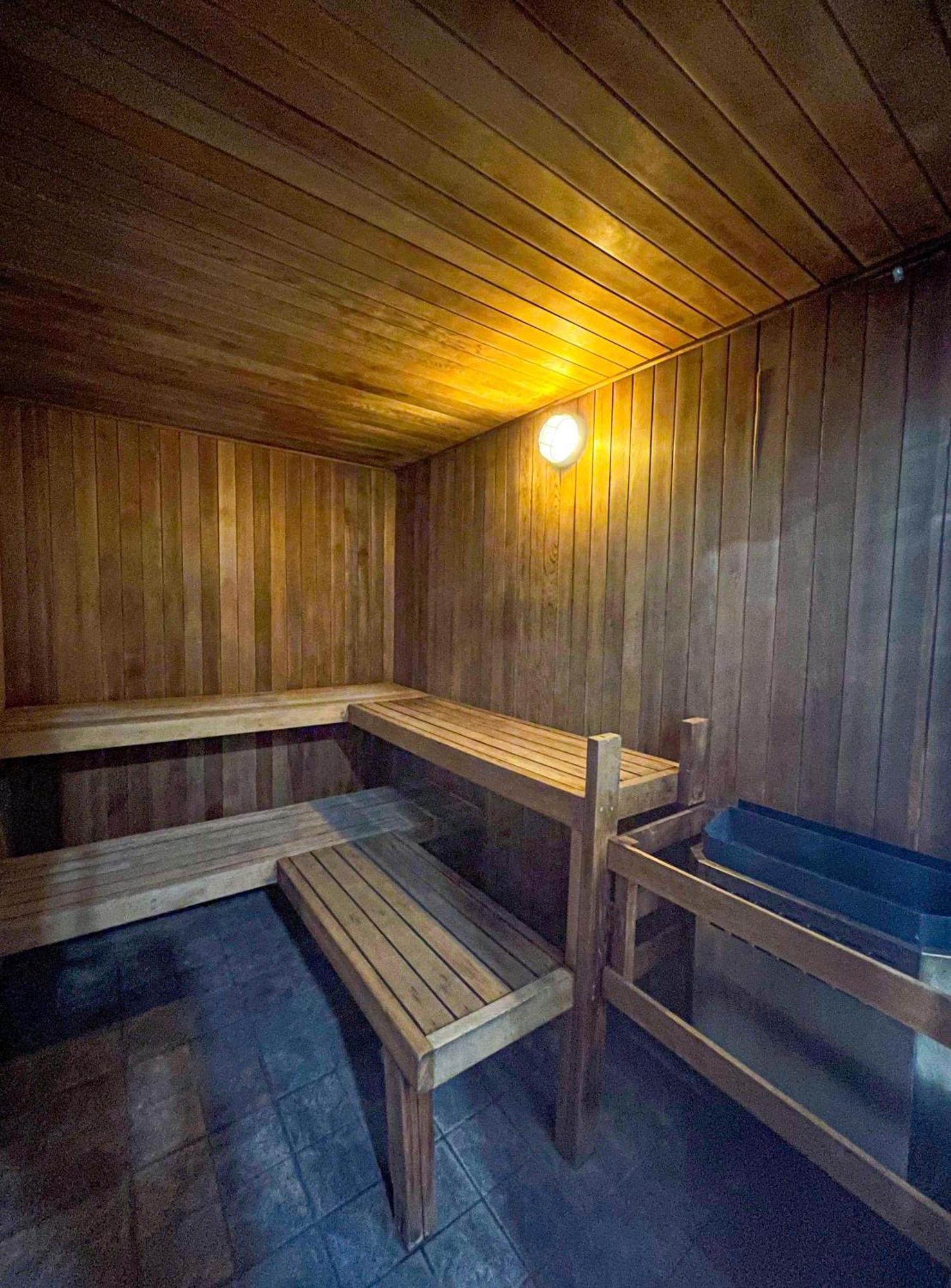Alpenglow Lodge Family & Work Retreat By Mva 惠斯勒 外观 照片