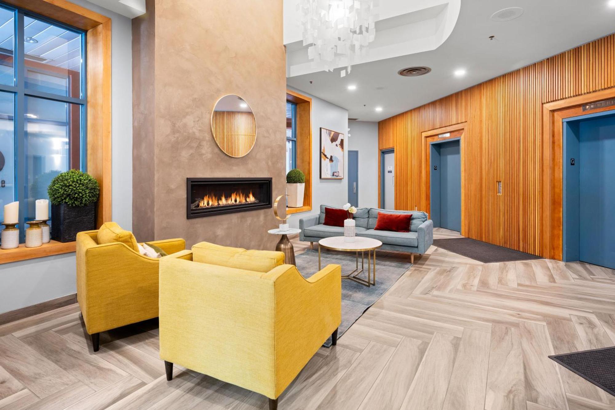 Alpenglow Lodge Family & Work Retreat By Mva 惠斯勒 外观 照片