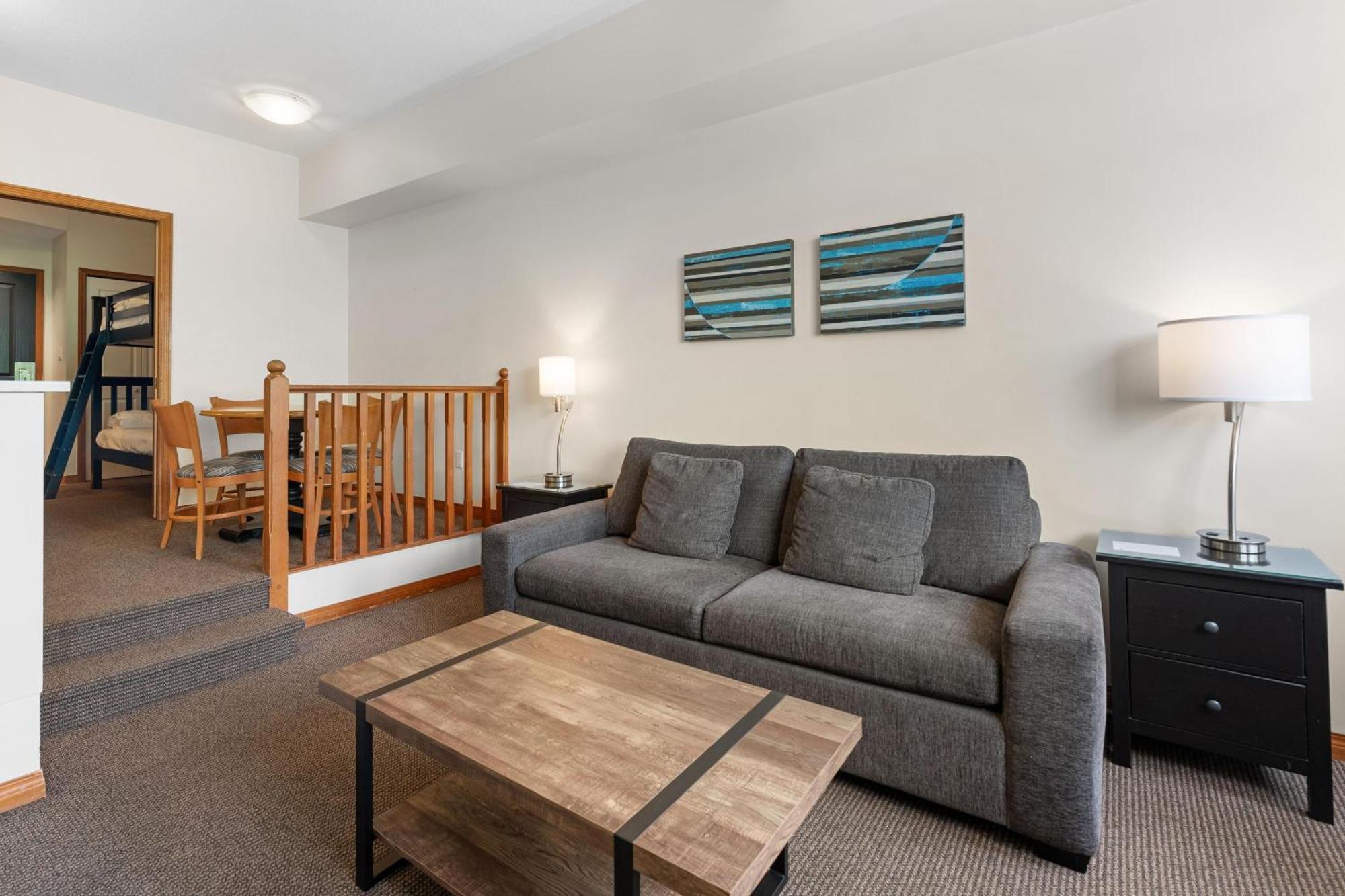 Alpenglow Lodge Family & Work Retreat By Mva 惠斯勒 外观 照片