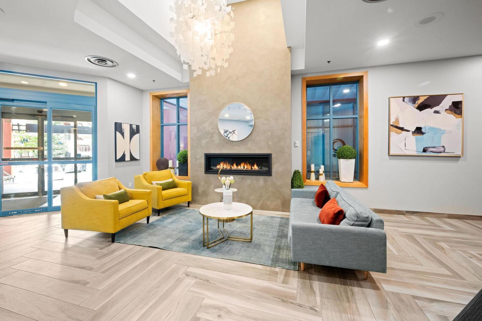 Alpenglow Lodge Family & Work Retreat By Mva 惠斯勒 外观 照片