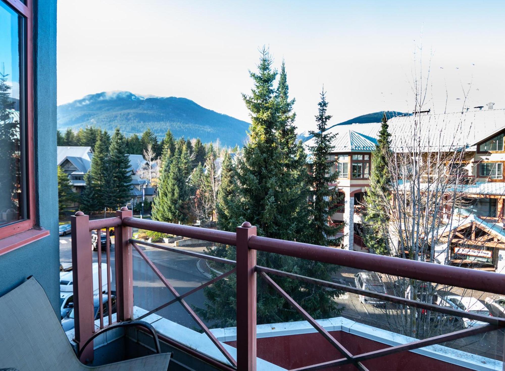 Alpenglow Lodge Family & Work Retreat By Mva 惠斯勒 外观 照片